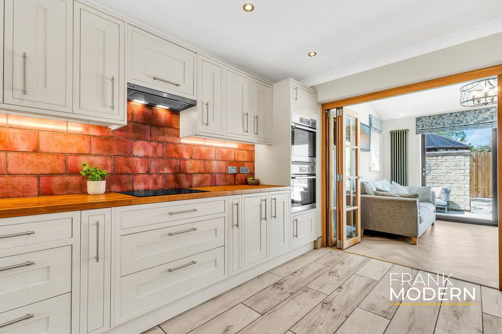 Kitchen / Diner