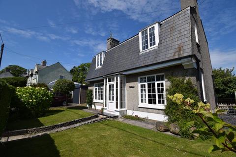 Caernarfon Road, Criccieth