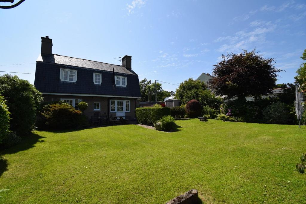 Rear Garden (1).JPG