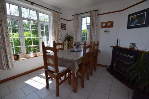 undefined, Caernarfon Road, Criccieth