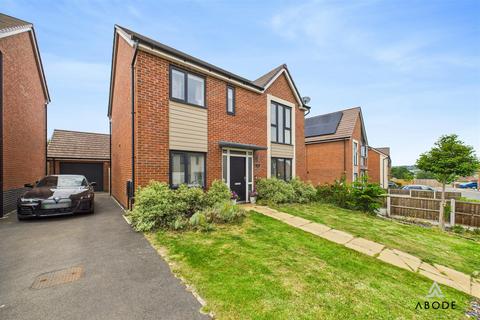 95 Ivinson Way, Bramshall, Uttoxeter, ST14 5EQ