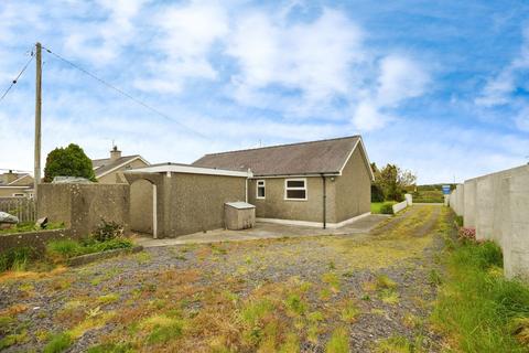 undefined, Pwllheli LL53