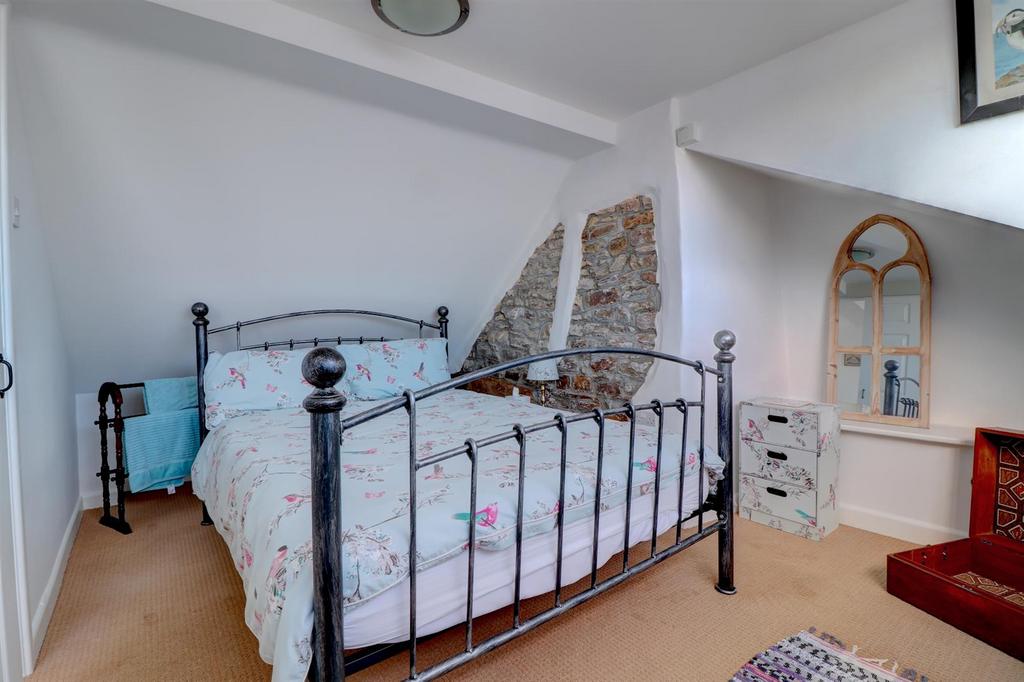 Bedroom 3 .1.jpg