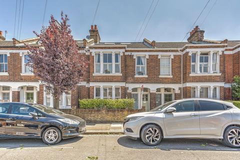 72 Waldron Road, London, SW18 3TD