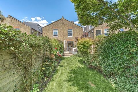 72 Waldron Road, London, SW18 3TD