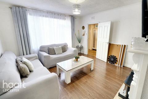 3 bedroom semi-detached house for sale, Hefford Gardens, Leicester