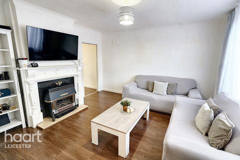 3 bedroom semi-detached house for sale, Hefford Gardens, Leicester