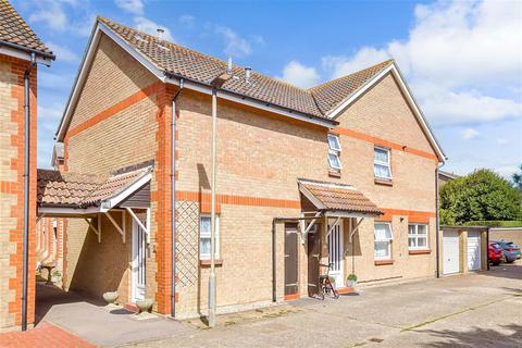 2 bedroom flat for sale, The Gilberts, Rustington BN16