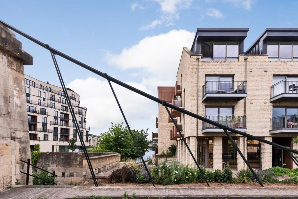 16 South Buildings, Riverview Court, BA1 3 SA-2 blu