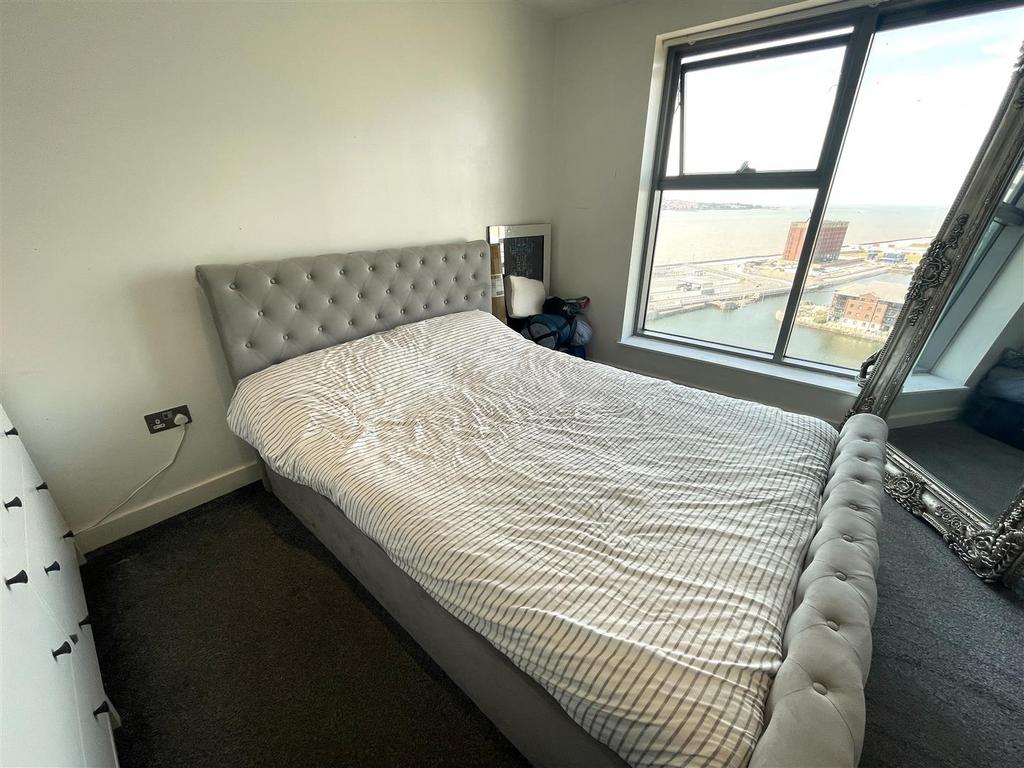 Bed2.jpeg