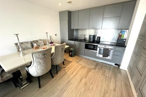2 bedroom apartment for sale, William Jessop Way, Liverpool L3
