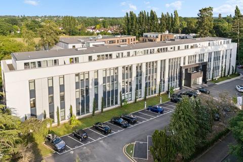 Littleworth Road, Esher, KT10