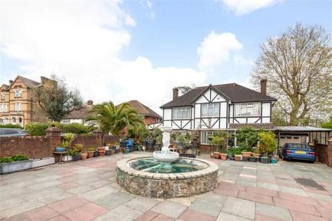 undefined, Lancaster Road, London, SE25
