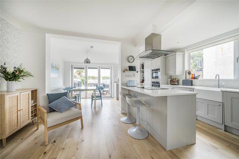 45 Cheyne Hill, Surbiton, KT5 8BL