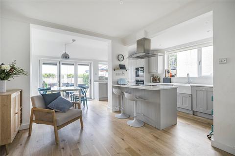 45 Cheyne Hill, Surbiton, KT5 8BL