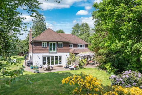 Heathside Fernhurst Road, Milland, Liphook, GU30 7LU