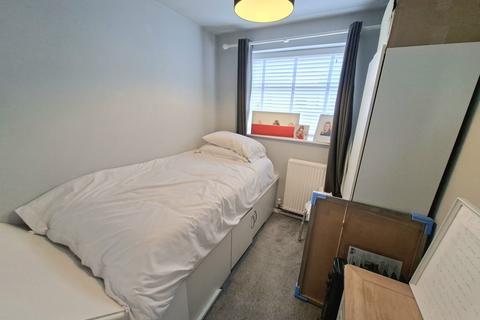 12 Birch Tree Road, Stocksbridge, Sheffield, S36 1GN