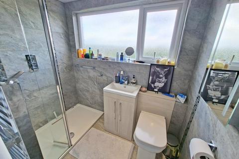 12 Birch Tree Road, Stocksbridge, Sheffield, S36 1GN