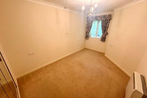 1 bedroom flat for sale, George Street, Huntingdon, PE29