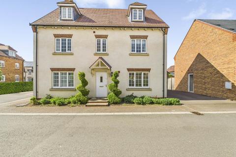 5 bedroom detached house for sale, Cotts Field, Haddenham