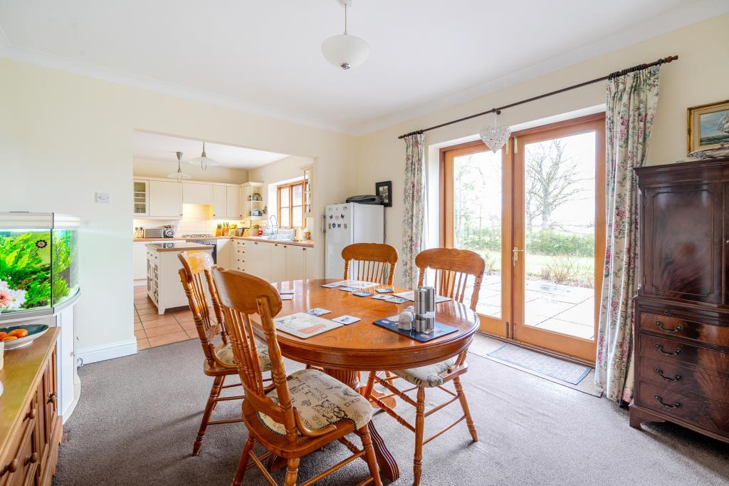 Photos dining room