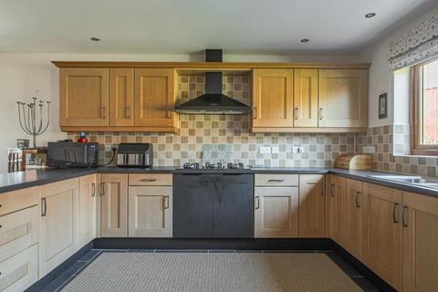 30 Tai Cae Mawr, Llanwrtyd Wells, LD5 4RJ