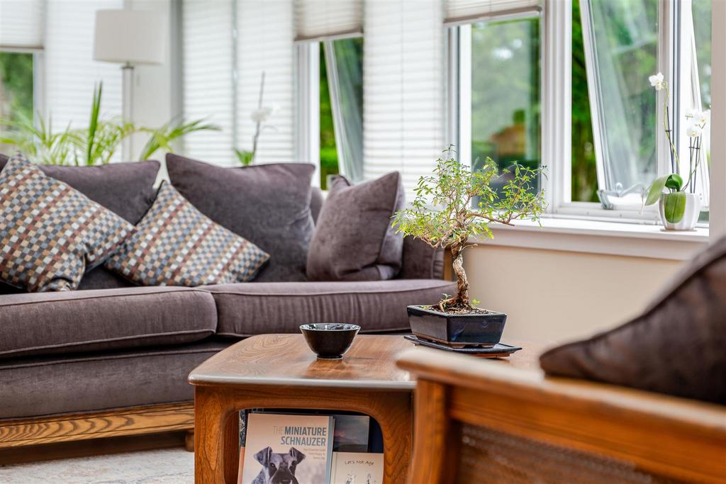 1 Arthurstone Gardens-76.jpg