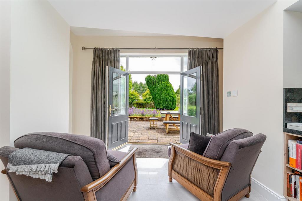 1 Arthurstone Gardens-120.jpg