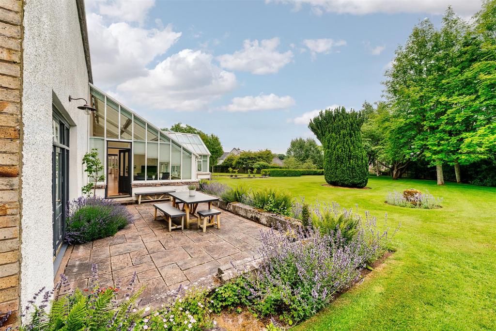 1 Arthurstone Gardens-21.jpg