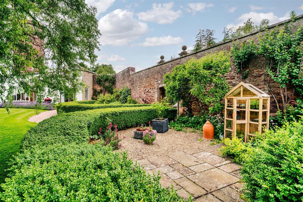 1 Arthurstone Gardens-13.jpg
