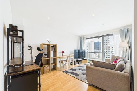 2 bedroom apartment for sale, Western Harbour Midway, Edinburgh, Midlothian, EH6