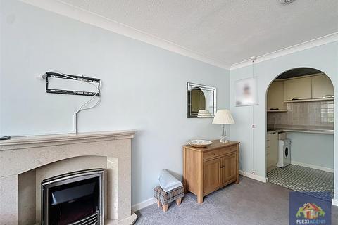 1 bedroom retirement property for sale, Homechase, House, Chase Close, Southport PR8