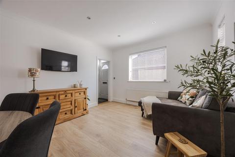 45 South View, Broughton, Brigg, DN20 0EJ