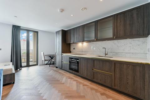 Studio to rent, Asquith House, West End Gate, London, W2