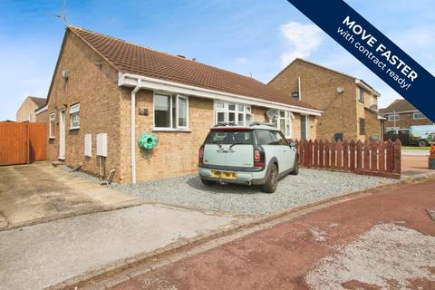 2 bedroom semi-detached bungalow for sale, Bethell Court, Hedon,  HU12 8PJ