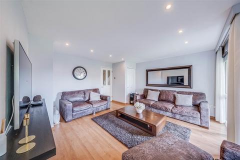undefined, Alamein Gardens, Dartford
