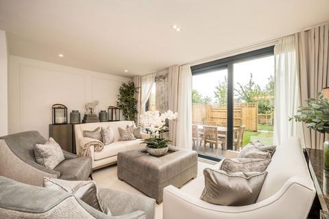 Bryanston Close, Norwood Green UB2