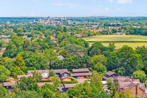 undefined, Chestnut Drive, Windsor