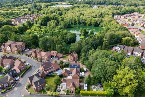 5 bedroom detached house for sale, Holford Moss, Sandymoor WA7