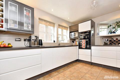 5 bedroom detached house for sale, Holford Moss, Sandymoor WA7