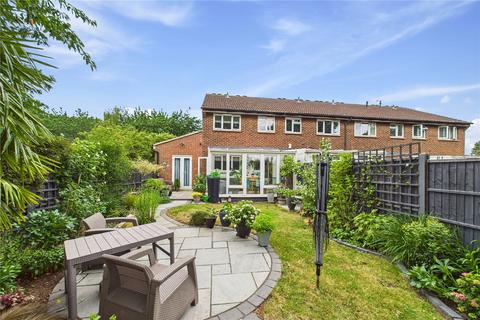 18 Mariette Way, Wallington, SM6 9NL
