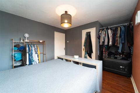 4 Abbotside Close, Manchester, M16 7RP