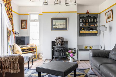 3 bedroom detached house for sale, Burford Road, Cirencester, Gloucestershire, GL7