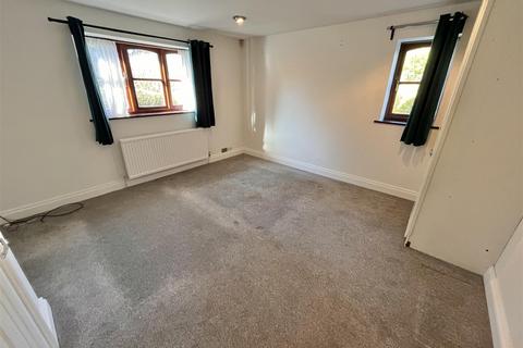 3 bedroom townhouse for sale, Manchester Road, Wilmslow