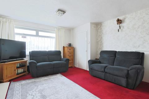 undefined, Downfield Avenue, Hull, HU6 7XE