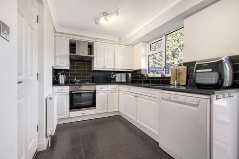 3 bedroom semi-detached house for sale, West Park Avenue, Billericay, Essex, CM12