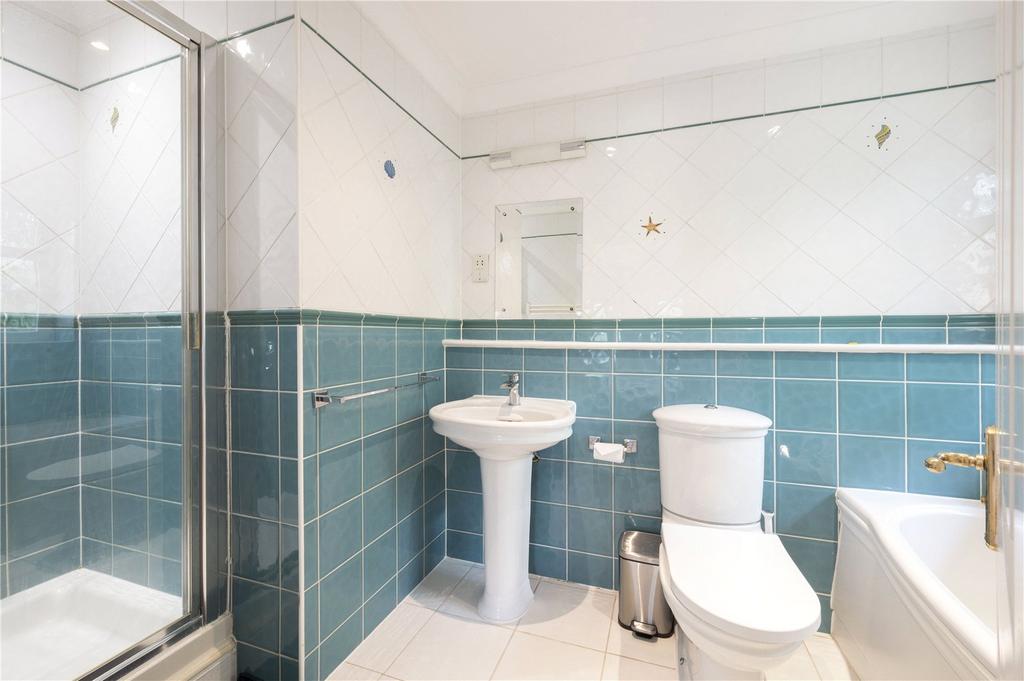 Rear Bedroom Ens