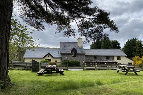 8 bedroom cottage for sale, Llanwrthwl,  Llandrindod Wells,  LD1