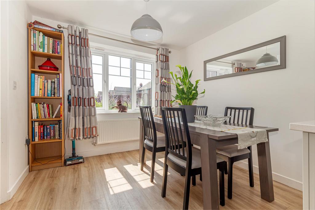 Dining-area-1.jpg