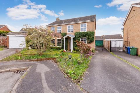 4 bedroom detached house for sale, Balmoral, Maidenhead SL6